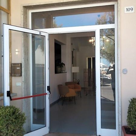 Il Faro Hotel Сенигалия Екстериор снимка